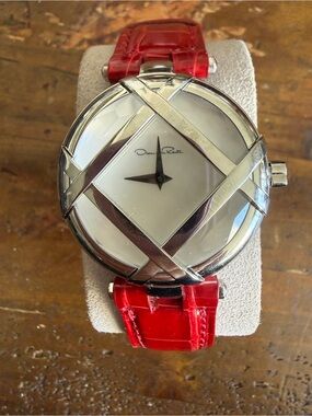 Shinola X Oscar De La Renta Lattice Ladies Gold/RED Watch No. 51  out of 250